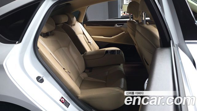 Genesis G80 3.3 GDI Luxury 2020 — фото 12