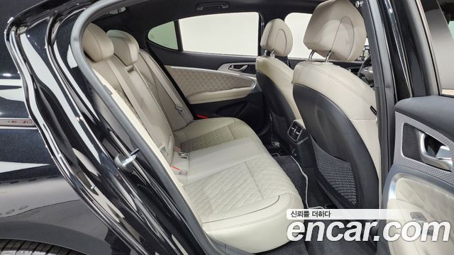 Genesis G70 Gasoline 2.0T 2WD 2023 — фото 11