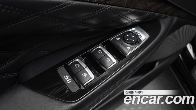 Kia K8 Hybrid Signature 2022 — фото 31