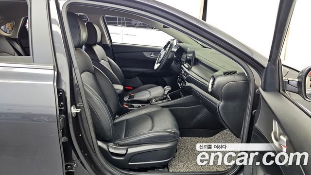 Kia K3 Prestige 2019 — фото 11