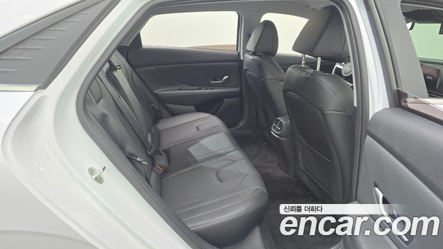 Hyundai Avante (CN7) 1.6 Inspiration 2023 — фото 11
