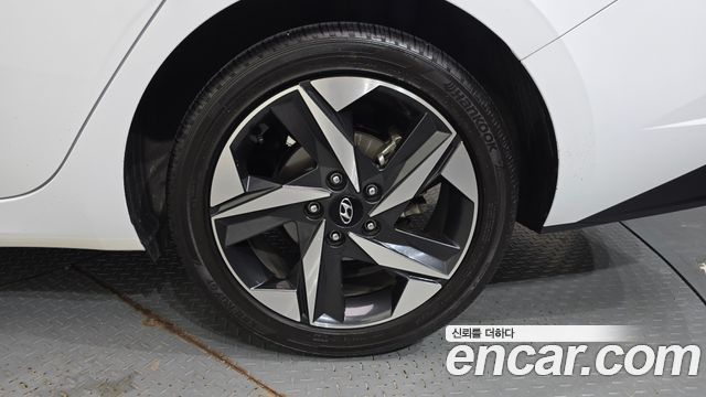 Hyundai Avante (CN7) 1.6 Inspiration 2023 — фото 21