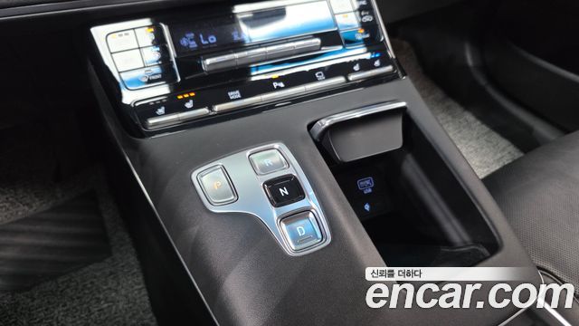 Hyundai Grandeur (IG) 2.5 Premium Choice 2021 — фото 9