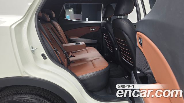 KG Mobility (SsangYong) Tivoli Armor Gear Plus 2WD 2019 — фото 12