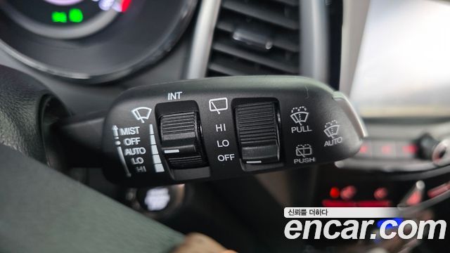 KG Mobility (SsangYong) Tivoli Armor Gear Plus 2WD 2019 — фото 19