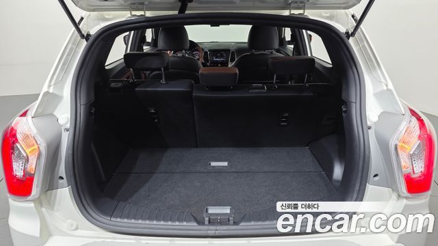 KG Mobility (SsangYong) Tivoli Armor Gear Plus 2WD 2019 — фото 20