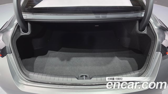 Kia K8 Hybrid Signature 2025 — фото 19