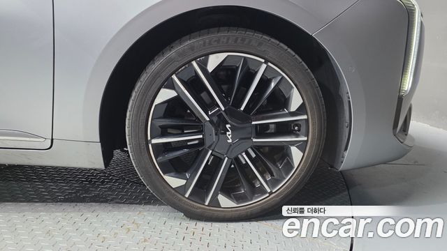 Kia K8 Hybrid Signature 2025 — фото 21