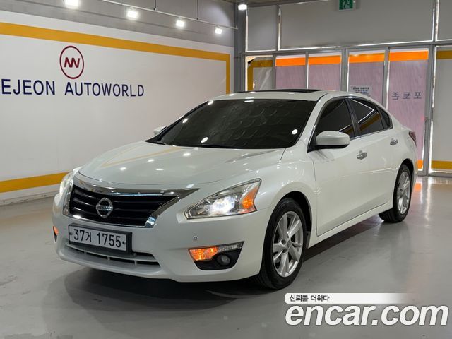 Nissan Altima 2.5 L33