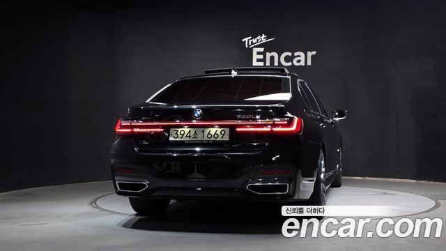 BMW 7 Series (G11) 730Ld xDrive M Sport 2021 — фото 4