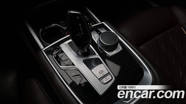 BMW 7 Series (G11) 730Ld xDrive M Sport 2021 — фото 9