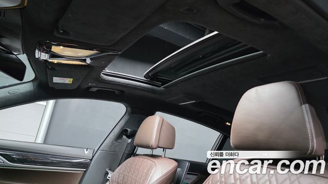 BMW 7 Series (G11) 730Ld xDrive M Sport 2021 — фото 36