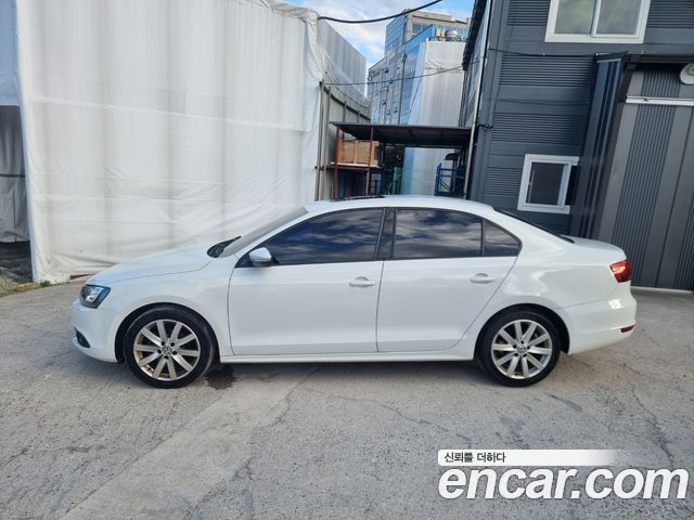 Volkswagen Jetta 2.0 TDI 6th 2014 — фото 4