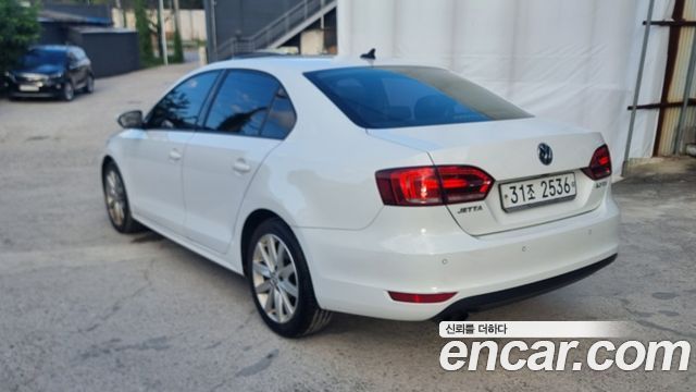 Volkswagen Jetta 2.0 TDI 6th 2014 — фото 5