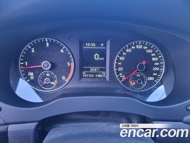 Volkswagen Jetta 2.0 TDI 6th 2014 — фото 10