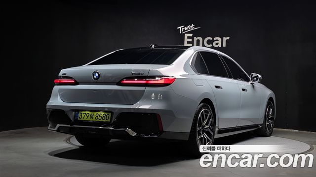BMW 7 Series (G70) 740d xDrive M Sport 2026 — фото 2