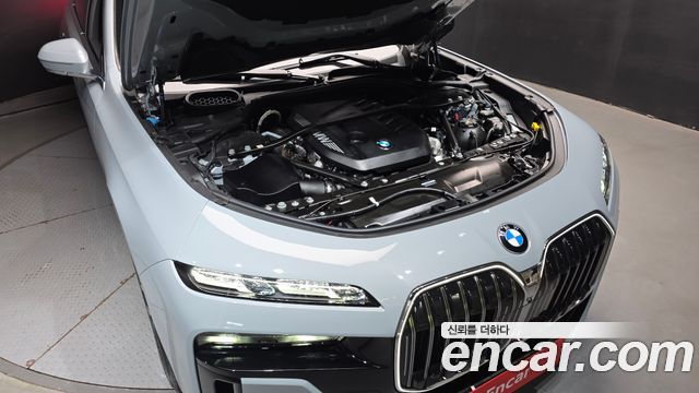 BMW 7 Series (G70) 740d xDrive M Sport 2026 — фото 6