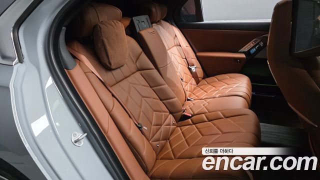 BMW 7 Series (G70) 740d xDrive M Sport 2026 — фото 11