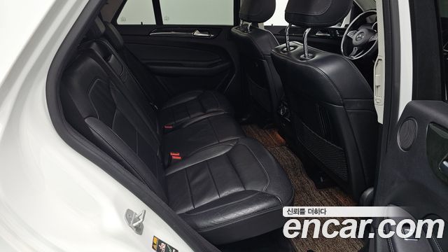 Mercedes-Benz GLE-Class (W166) GLE350 d 4MATIC 2017 — фото 12