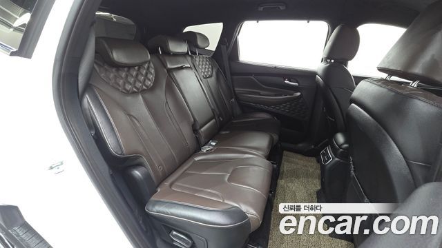 Hyundai Santa Fe Gasoline 2.5T 2WD Prestige 2023 — фото 12