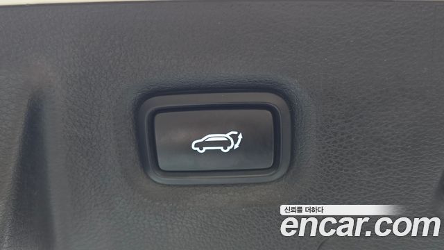 Hyundai Santa Fe Gasoline 2.5T 2WD Prestige 2023 — фото 19