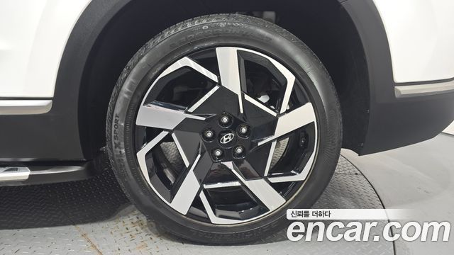 Hyundai Santa Fe Gasoline 2.5T 2WD Prestige 2023 — фото 21