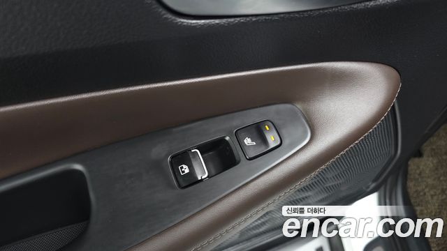 Hyundai Santa Fe Gasoline 2.5T 2WD Prestige 2023 — фото 32