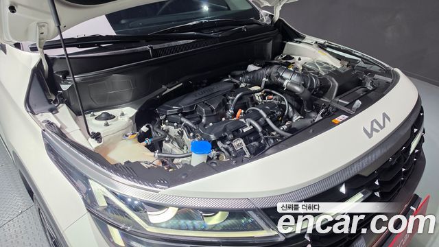 Kia Seltos Gasoline 1.6 Turbo 2WD Signature 2023 — фото 6