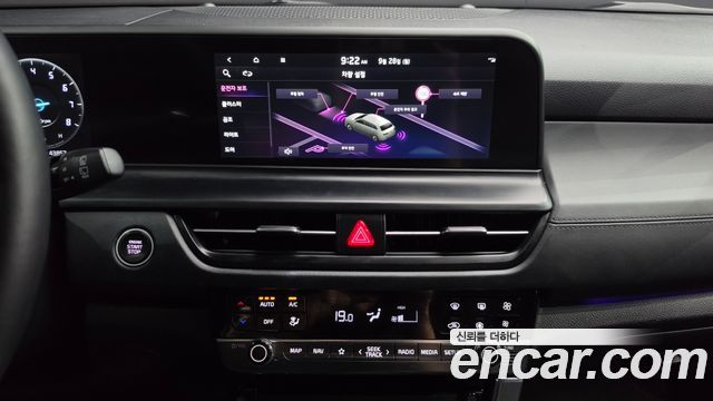 Kia Seltos Gasoline 1.6 Turbo 2WD Signature 2023 — фото 12