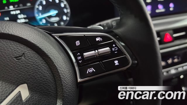 Kia Seltos Gasoline 1.6 Turbo 2WD Signature 2023 — фото 15