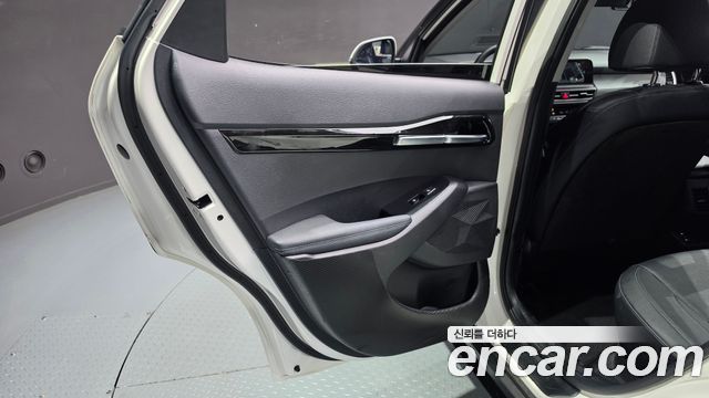 Kia Seltos Gasoline 1.6 Turbo 2WD Signature 2023 — фото 25