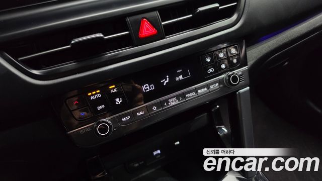 Kia Seltos Gasoline 1.6 Turbo 2WD Signature 2023 — фото 29