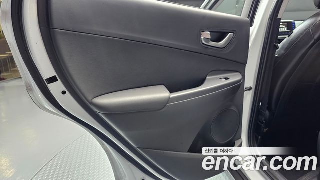Hyundai Kona 1.6 Turbo 4WD Mordern 2019 — фото 25