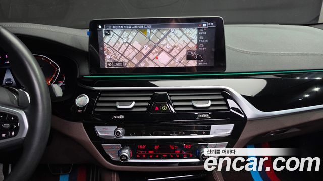 BMW 5 Series (G30) 530i M Sport Package 2023 — фото 12