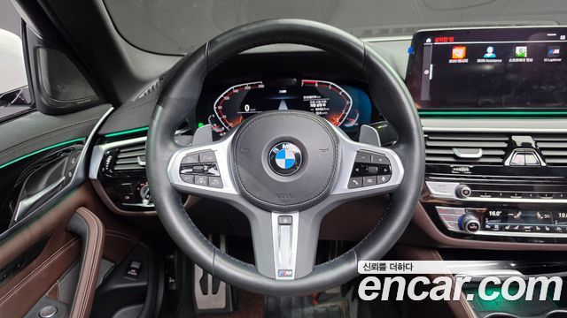 BMW 5 Series (G30) 530i M Sport Package 2023 — фото 13