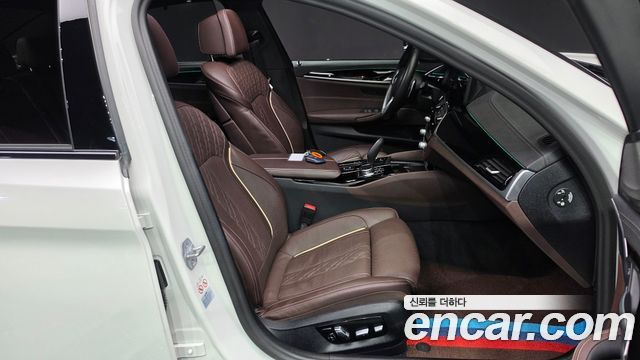 BMW 5 Series (G30) 530i M Sport Package 2023 — фото 26