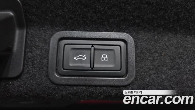 Audi A6 (C8) 45 TFSI Premium 2023 — фото 33
