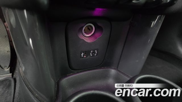 MINI Cooper D 5Door Mid 3rd 2016 — фото 15