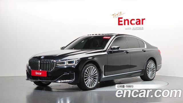 BMW 7 Series (G11) 730d xDrive Design Pure Excellence 2021 — фото 11