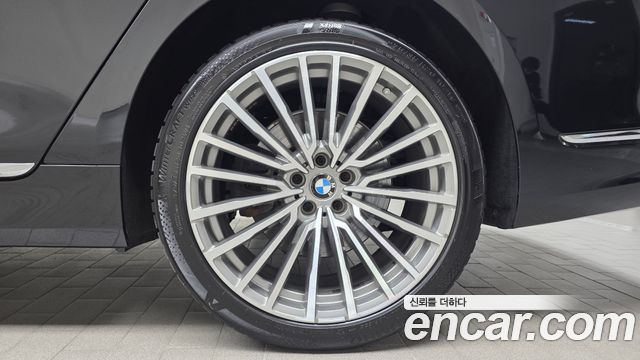 BMW 7 Series (G11) 730d xDrive Design Pure Excellence 2021 — фото 27