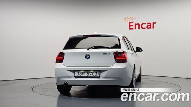 BMW 1 Series (F20) 118d Urban Pack1 5Dr 2014 — фото 4