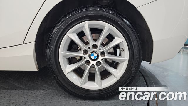 BMW 1 Series (F20) 118d Urban Pack1 5Dr 2014 — фото 5