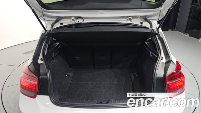 BMW 1 Series (F20) 118d Urban Pack1 5Dr 2014 — фото 20
