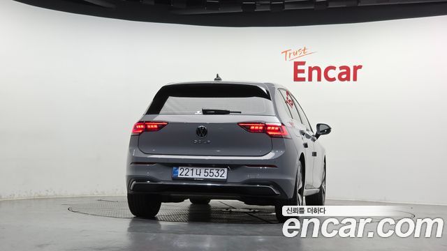 Volkswagen Golf (VIII) 2.0 TDI Prestige 2025 — фото 4