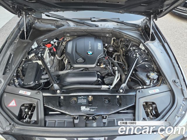 BMW 5 Series (F10) 520d 2015 — фото 22