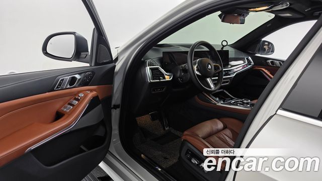 BMW X7 (G07) xDrive 40i M Sport 7STR 2025 — фото 10