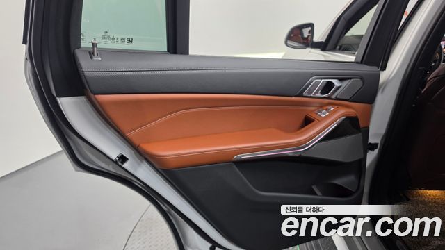 BMW X7 (G07) xDrive 40i M Sport 7STR 2025 — фото 25