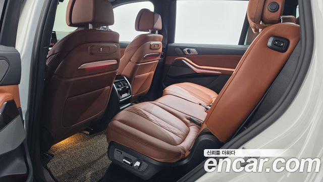 BMW X7 (G07) xDrive 40i M Sport 7STR 2025 — фото 28