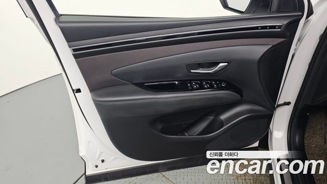 Hyundai Tucson Hybrid (NX4) Inspiration 2WD 2021 — фото 24