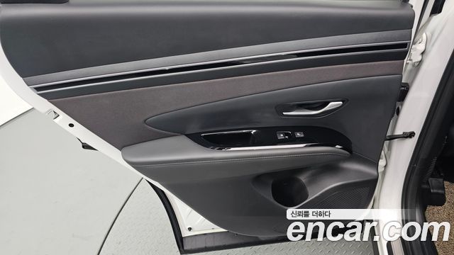 Hyundai Tucson Hybrid (NX4) Inspiration 2WD 2021 — фото 25